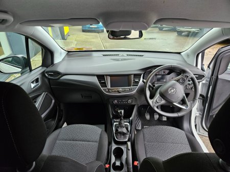 2024 Opel Crossland X  €25,950 thumbnail
