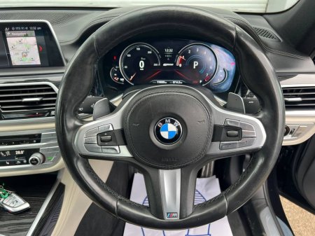 2019 BMW 7 Series 740e M-SPORT PLUG-IN HYBRID AUTO // FULL DIGITAL SERVICE HISTORY // MASSAGE HEATED & POWERED SEATS // BACKSEAT CLIMATE CONTROL €29,750