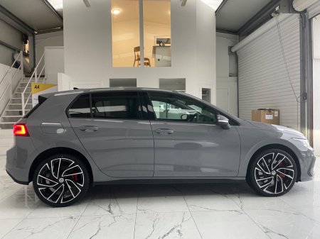 2021 Volkswagen Golf  €26,995