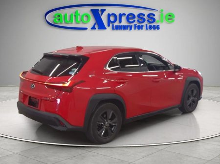 2021 Lexus UX 250 H 2.0 Hybrid VERSION C Leather Pack €29,995