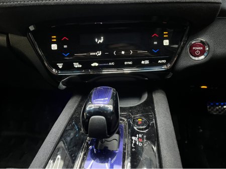 2017 Honda Vezel €17950! 2017 HONDA VEZEL HYBRID RS SENSING 1.5 AUTOMATIC / CRUISE CONTROL / REVERSE CAMERA / HEATED SEATS €17,950 thumbnail