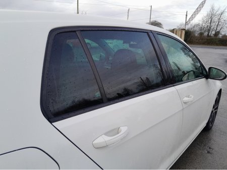 2021 Volkswagen Golf 2.0 Tdi Automatic 5 Door €22,950 thumbnail