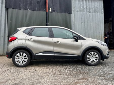 2015 Renault Captur LIFE 1.5 DCI 90 4DR €8,250