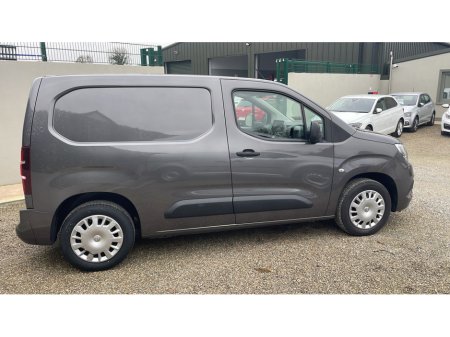 2022 Vauxhall Combo 2000 SPORTIVE TD €14,950