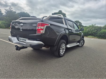 2019 Mitsubishi L200 TITANIUM DI-D 4WD DCB €19,450