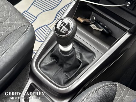 2020 Suzuki Vitara SZ5 1.4 Petrol Hybrid Manual - High Spec €18,450 thumbnail