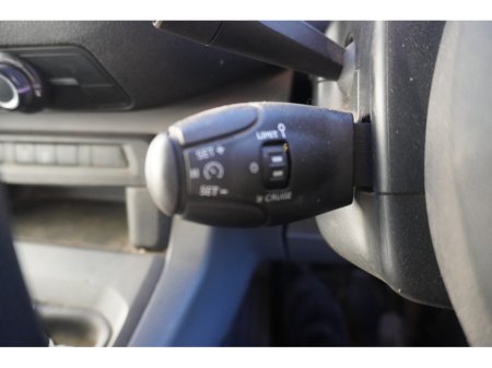 2017 Toyota Proace 2.0 D LWB GX 4DR thumbnail