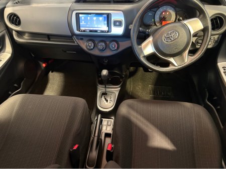 2015 Toyota Vitz LOW KMS - NEW NCT - REVERSE CAMERA €8,950
