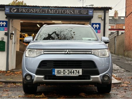2016 Mitsubishi Outlander 2.0 PHEV, 4 Wheel Drive, Only 101kms, New Nct 10/2027, Tax 07/2026 (€170p/y), Reversing Camera, Bluetooth, Cruise Control, Paddle Shifters, A/C, Parking Sensors, Finance Available, SIMI Dealer, €15,950