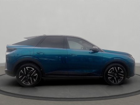 2025 Peugeot 3008 1.2 MHEV PureTech 136bhp eDCS6 Allure €42,995