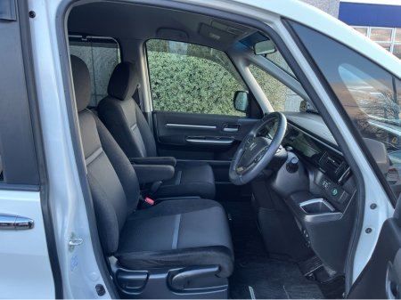 2020 Honda Stepwagon SPADA 7 SEATER HYBRID 2.0 PETROL //LOW MILES//ADAPTIVE CRUISE CONTROL//KEYLESS ENTRY//REVERSE CAMERA//POWER SLIDING REAR DOORS// €29,950 thumbnail