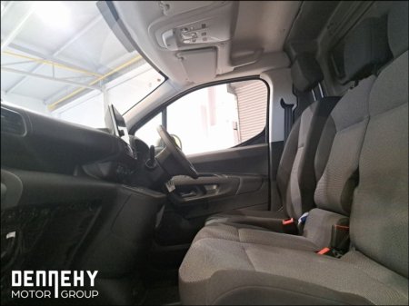 2025 Opel Combo L1H1 -Elec 1 Electric 100 kW with 50kWh Batte