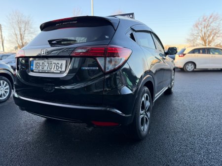 2016 Honda Vezel  €15,950 thumbnail
