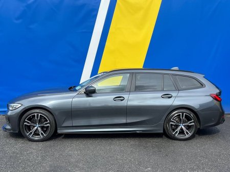 2021 BMW 3 Series 318d M-COMPETITION PACK TOURING // 18