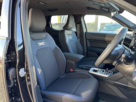 2026 Dacia Duster Petrol-Hybrid 140 BHP Journey €35,750 thumbnail
