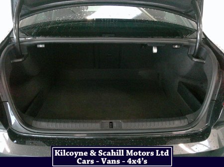 2022 Volkswagen Passat BUSINESS 2.0 TDI MANUAL 6SPEED FWD 150 4DR €27,900 thumbnail