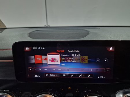 2023 Mercedes-Benz EQB 300 AMG LINE PREMIUM (PAN ROOF / 7 SEATER) 4MATIC AUTOMATIC **ONE OWNER / APPLE CARPLAY / BLIND SPOT ASSIST / ELECTRIC SUNROOF / ELECTRIC BOOTLID / REVERSE CAMERA / WIRELESS PHONE CHARGING** €39,900 thumbnail