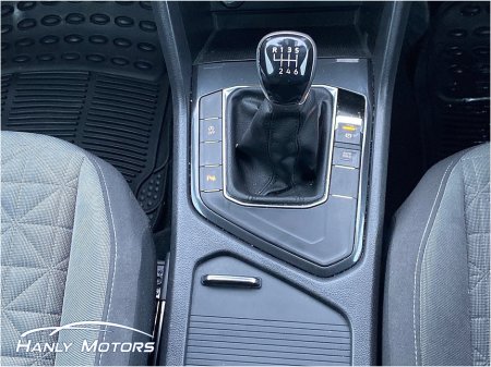 2021 Volkswagen Tiguan LIFE 2.0 TDI MANUAL 6SPEED FWD 122BHP 5 €24,450 thumbnail