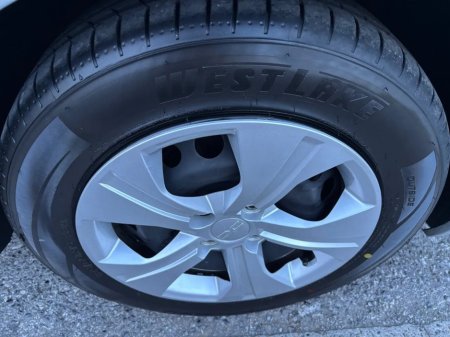 2024 Dacia Sandero TCe 90 Essential €15,500 thumbnail