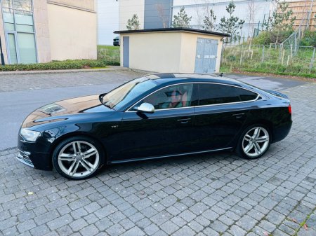 2012 Audi S5  €21,950