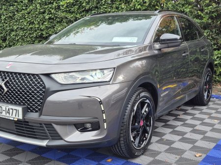 2022 DS Automobiles DS 7 CROSSBACK DS PERFORMANCE LINE 1.2 PURETECH * MASSIVE SPEC * // DIGITAL CLUSTER // DS PERFORMANCE SEATS // APPLE CARPLAY/ANDROID AUTO €27,900