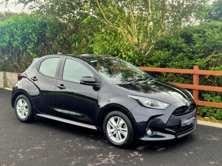 2022 Toyota Yaris HYBRID LUNA 4DR AUTO €16,495