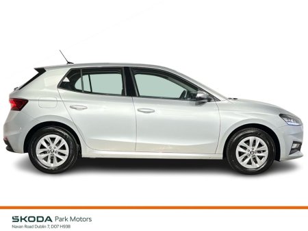 2025 Skoda Fabia Selection 1.0MPI 80BHP - Reversing Camera - Air-Conditioning - Cruise Control - Auto Lights/Wipers - Apple CarPlay/Android Auto €23,950 thumbnail