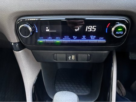 2022 Toyota Yaris DEPOSIT TAKEN €20,950 thumbnail