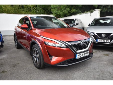 2023 Nissan Qashqai ePOWER SV Pan roof & roof rails