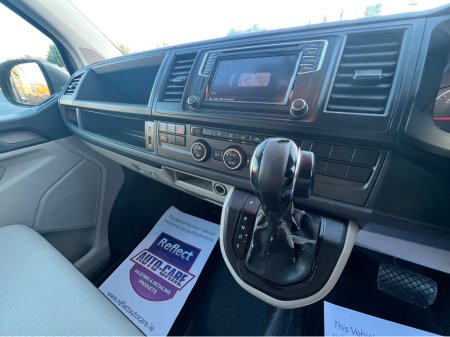 2016 Volkswagen Transporter Shuttle ==9 SEATER//FULL LEATHER//AUTO//NEW TEST== €18,950 thumbnail