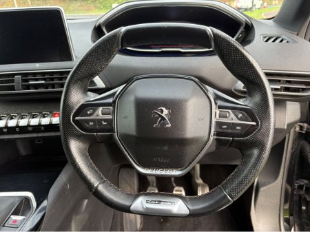 2018 Peugeot 5008 1.6 TDI HIGH SPEC GT LINE €18,480 thumbnail