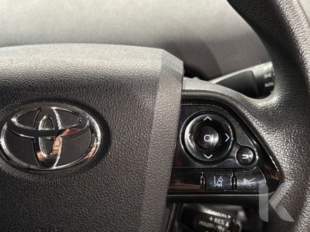 2020 Toyota Prius HYBRID 1.8L AUTOMATIC - MULTI FUNCTION STEERING WHEEL - CRUISE CONTROL - LANE KEEP ASSIST - HEATING / AC CONTROLS €17,450 thumbnail