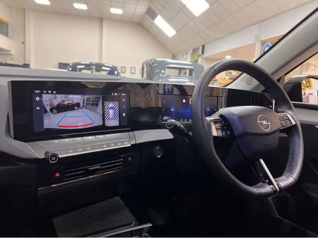 2024 Opel Astra As New (242) AUTOMATIC DIESEL Sports Tourer ELEGANCE As New Tint Kms Superb Value www.bolands.ie Est.1955 €30,750