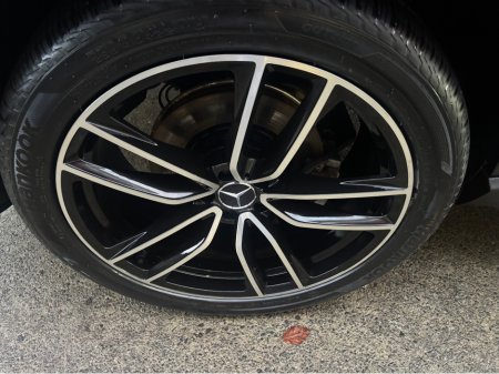 2024 Mercedes-Benz GLE Class GLE 350 DE 4MATIC AMG LINE PREMIUM PLUS €99,900 thumbnail