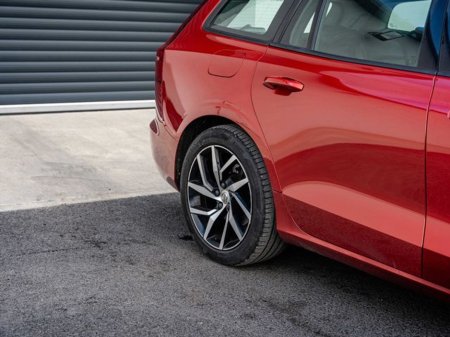 2020 Volvo V60 D4 MOMENTUM PLUS €25,950