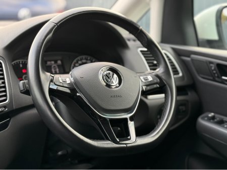 2020 Volkswagen Sharan HIGHLINE PRO - 2.0L DIESEL - 7 SEATS - AUTO - 12M WARRANTY - CAR: 1603 thumbnail