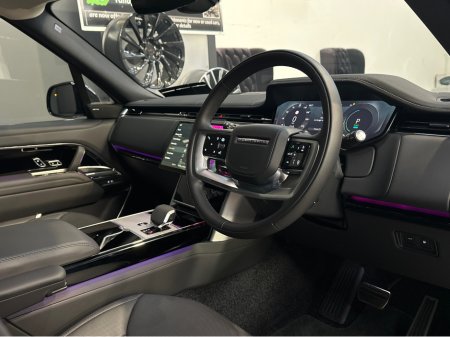 2025 Land Rover Range Rover P460 E-HYBRID HIGH SPEC NEW €149,950 thumbnail