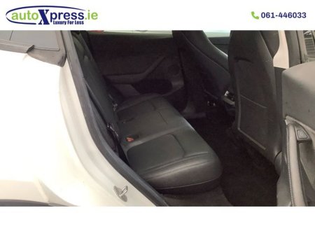 2022 Tesla Model Y LONG RANGE AWD, Dual motor, Panoramic sunroof, Reversing 360 Camera €31,995