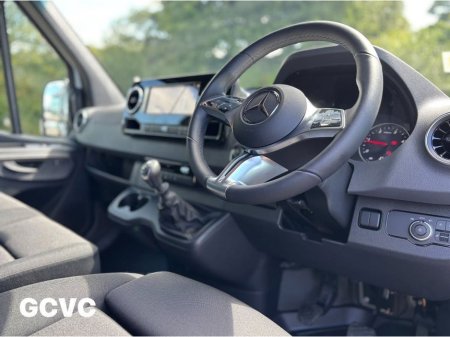 2026 Mercedes-Benz Sprinter 317LWB HIGH ROOF thumbnail