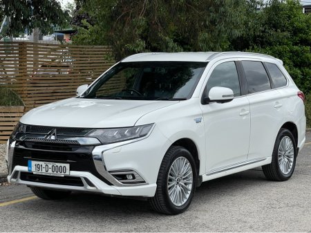 2019 Mitsubishi Outlander 4H PHEV CVT...FINANCE AVAILABLE...WARRANTY INCLUDED €18,900