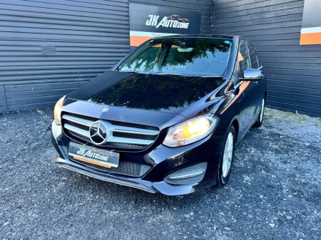 2015 Mercedes-Benz B Class B180 1.6 AUTO €13,995 thumbnail