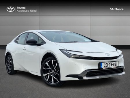 2025 Toyota Prius PLUG-IN HYBRID with LEATHER