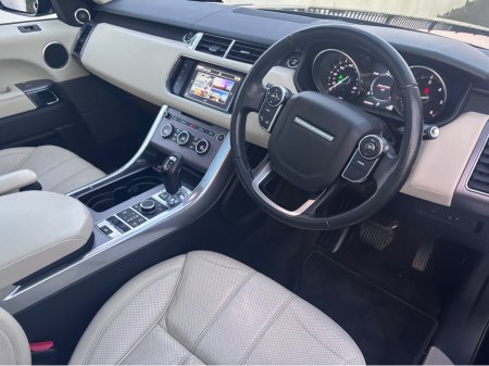 2017 Land Rover Range Rover Sport 3.0 SDV RR SDV6 HSE 5DR €29,995 thumbnail