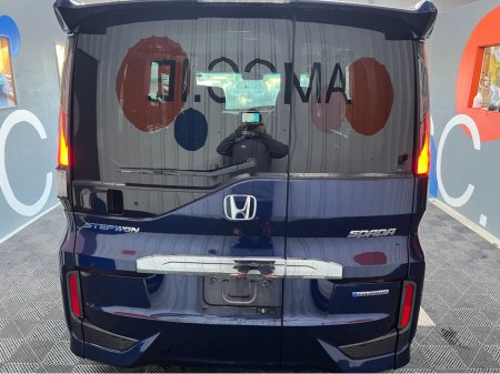 2017 Honda Stepwagon €22950! 2017 HONDA STEPWAGON 7 SEATER AUTOMATIC SPADA HYBRID SENSING 2.0 AUTOMATIC / CRUISE CONTROL / AUTOMATIC DOORS / REVERSE CAMERA €22,950