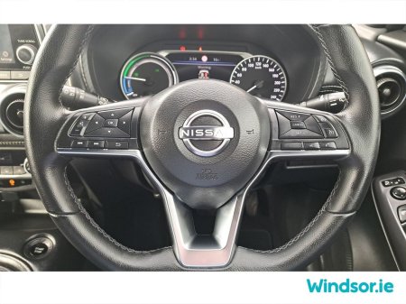 2023 Nissan Juke HYBRID 1.6 SV PREMIUM €27,995 thumbnail