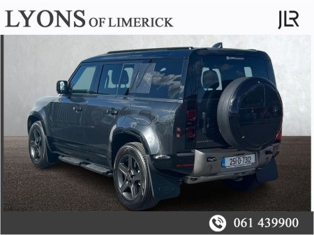 2025 Land Rover Defender 110 2.0PHEV X-Dynamic SE 6 Seater €108,750