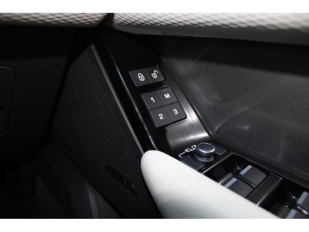 2019 Land Rover Range Rover Velar SALE AGREED €28,350 thumbnail