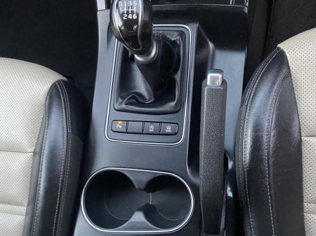 2019 Kia Sorento 7 Seater 2.2D Premium Spec IMMACULATE CONDITION* Privacy Glass, Rear Spoiler, Sat Nav, Heated Seats, Electric Seats, Cruise Control, Electric Windows, €27,900 thumbnail