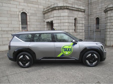 2025 Kia EV9 ESPSV  ELECTRIC TAXI GRANT OFFER !!!!! €60,500
