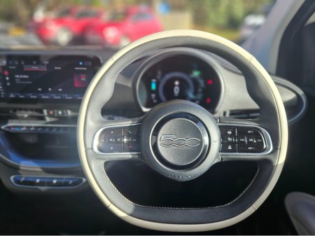 2022 Fiat 500e LA PRIMA 42KWH * XMAS SALE** €15,950